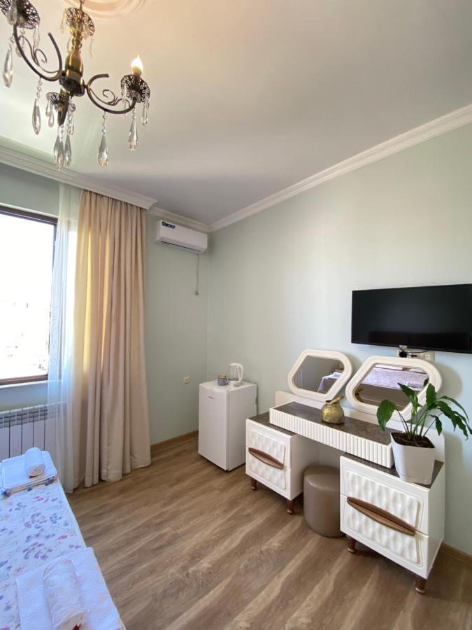 Hotel Sunny Days Kobuleti Exterior foto